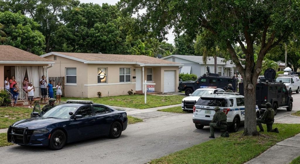 Hombre Atrincherado en Oakland Park: Caos y Reflexión